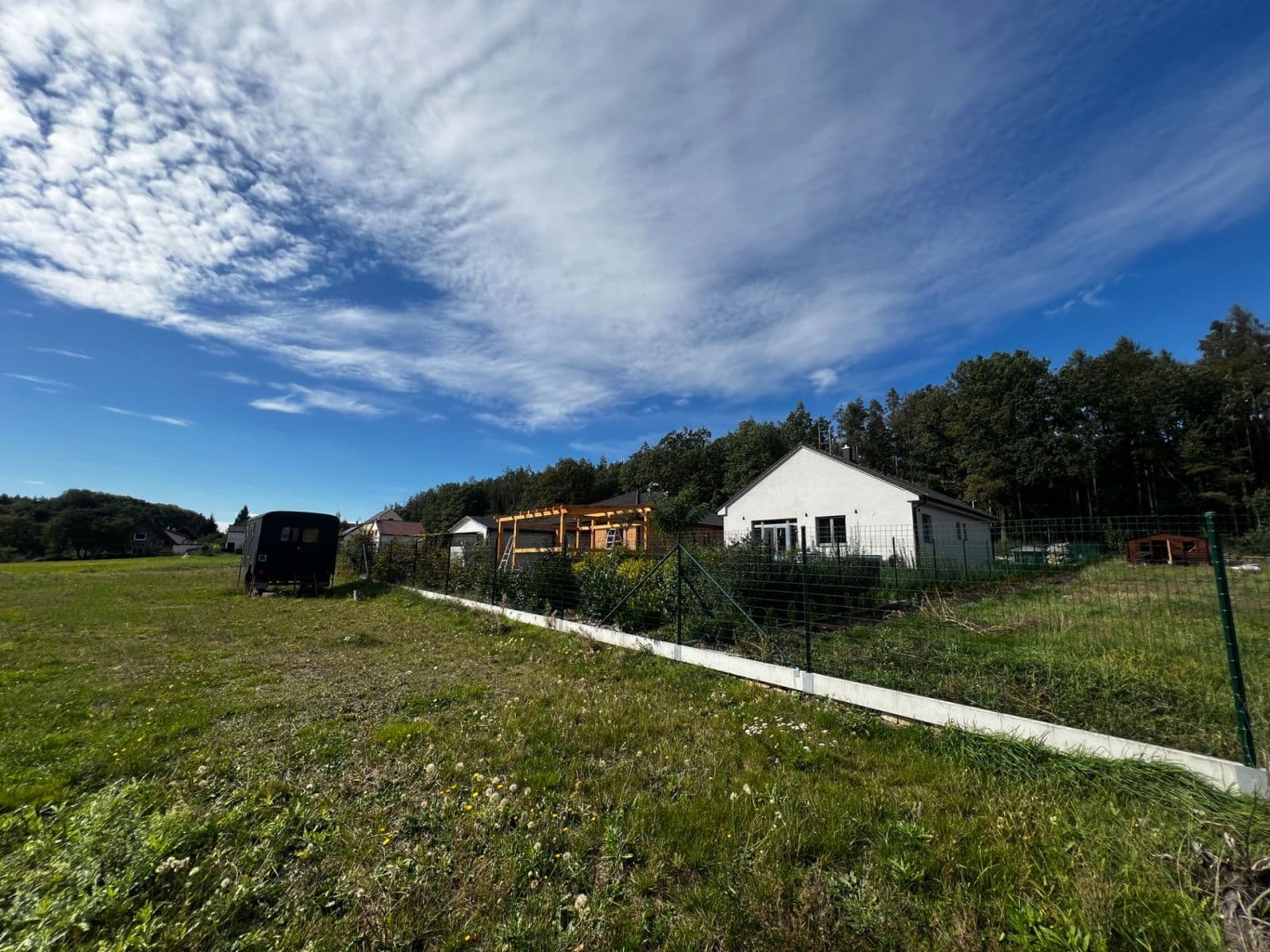 Prodej pozemku 1.181 m², Hradečno, Středočeský kraj Prodej pozemku 1.181 m², Hradečno, Středočeský kraj