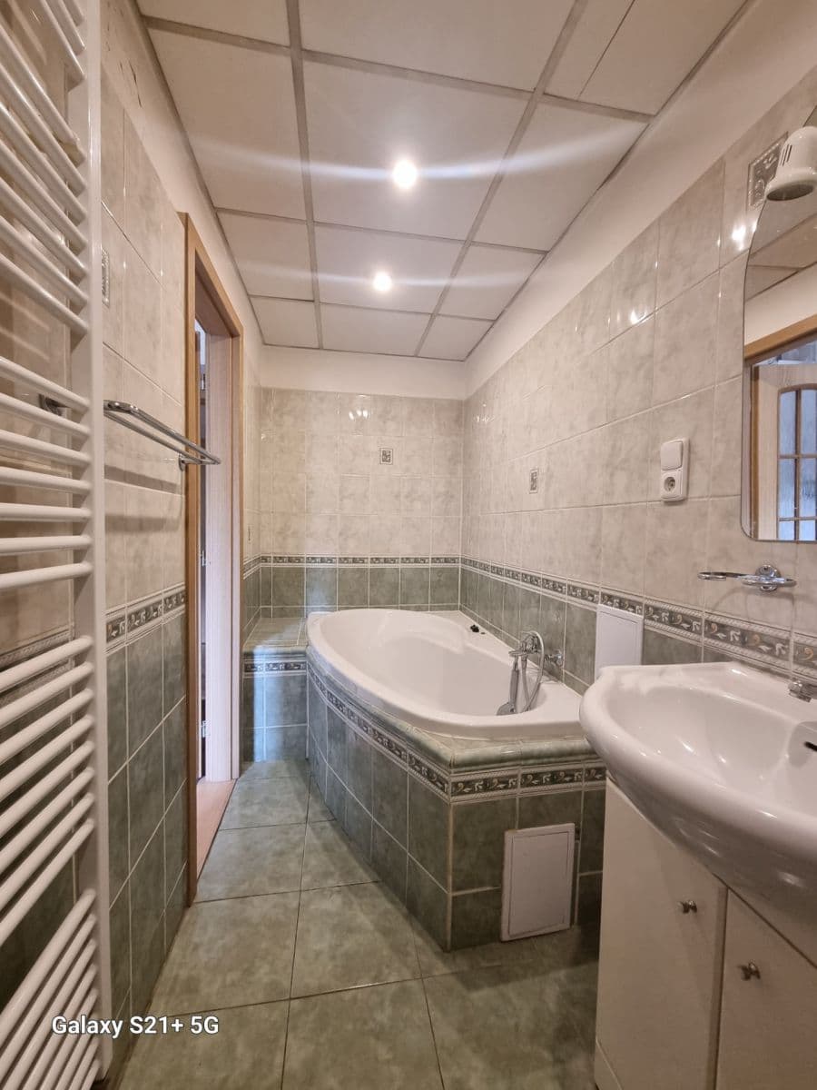 Pronájem bytu 2+1 60 m², Josefa Hory, Teplice, Ústecký kraj Pronájem bytu 2+1 60 m², Josefa Hory, Teplice, Ústecký kraj