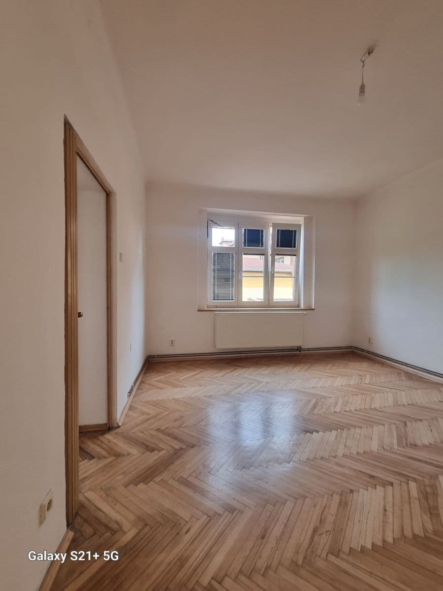 Pronájem bytu 2+1 60 m², Josefa Hory, Teplice, Ústecký kraj Pronájem bytu 2+1 60 m², Josefa Hory, Teplice, Ústecký kraj