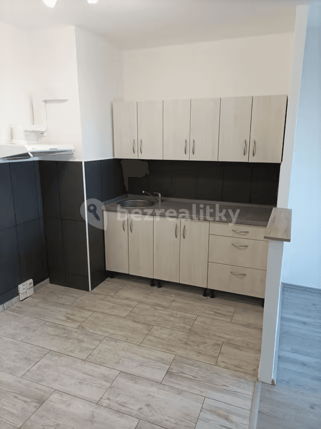 Prodej bytu 2+kk 39 m², Kojetická, Neratovice, Středočeský kraj Prodej bytu 2+kk 39 m², Kojetická, Neratovice, Středočeský kraj