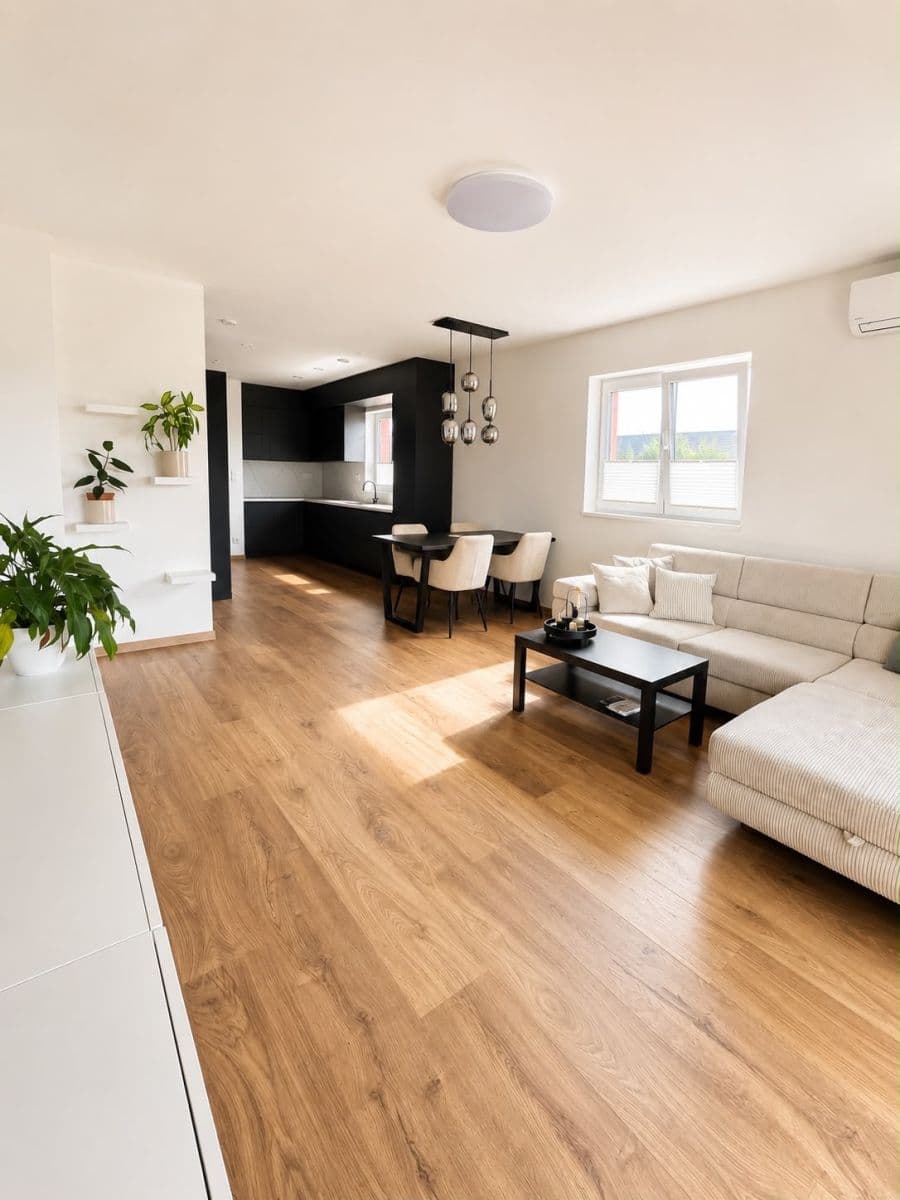 Pronájem domu 100 m², pozemek 350 m², Polerady, Středočeský kraj Pronájem domu 100 m², pozemek 350 m², Polerady, Středočeský kraj