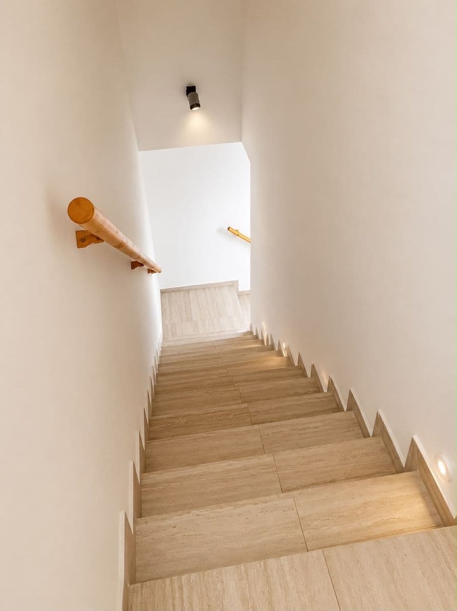 Pronájem domu 100 m², pozemek 350 m², Polerady, Středočeský kraj Pronájem domu 100 m², pozemek 350 m², Polerady, Středočeský kraj