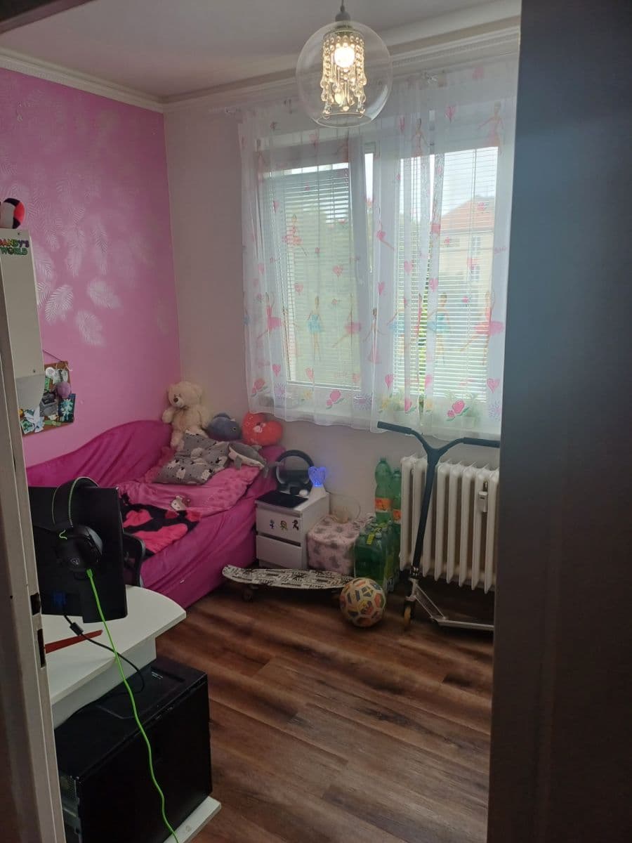 Prodej bytu 4+1 71 m², Dánská, Kladno, Středočeský kraj Prodej bytu 4+1 71 m², Dánská, Kladno, Středočeský kraj