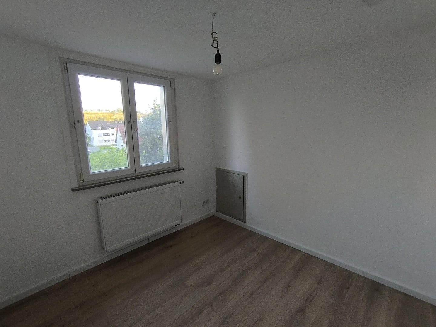 Pronájem bytu 3+1 65 m², Göppingen, Bádensko-Württembersko Pronájem bytu 3+1 65 m², Göppingen, Bádensko-Württembersko
