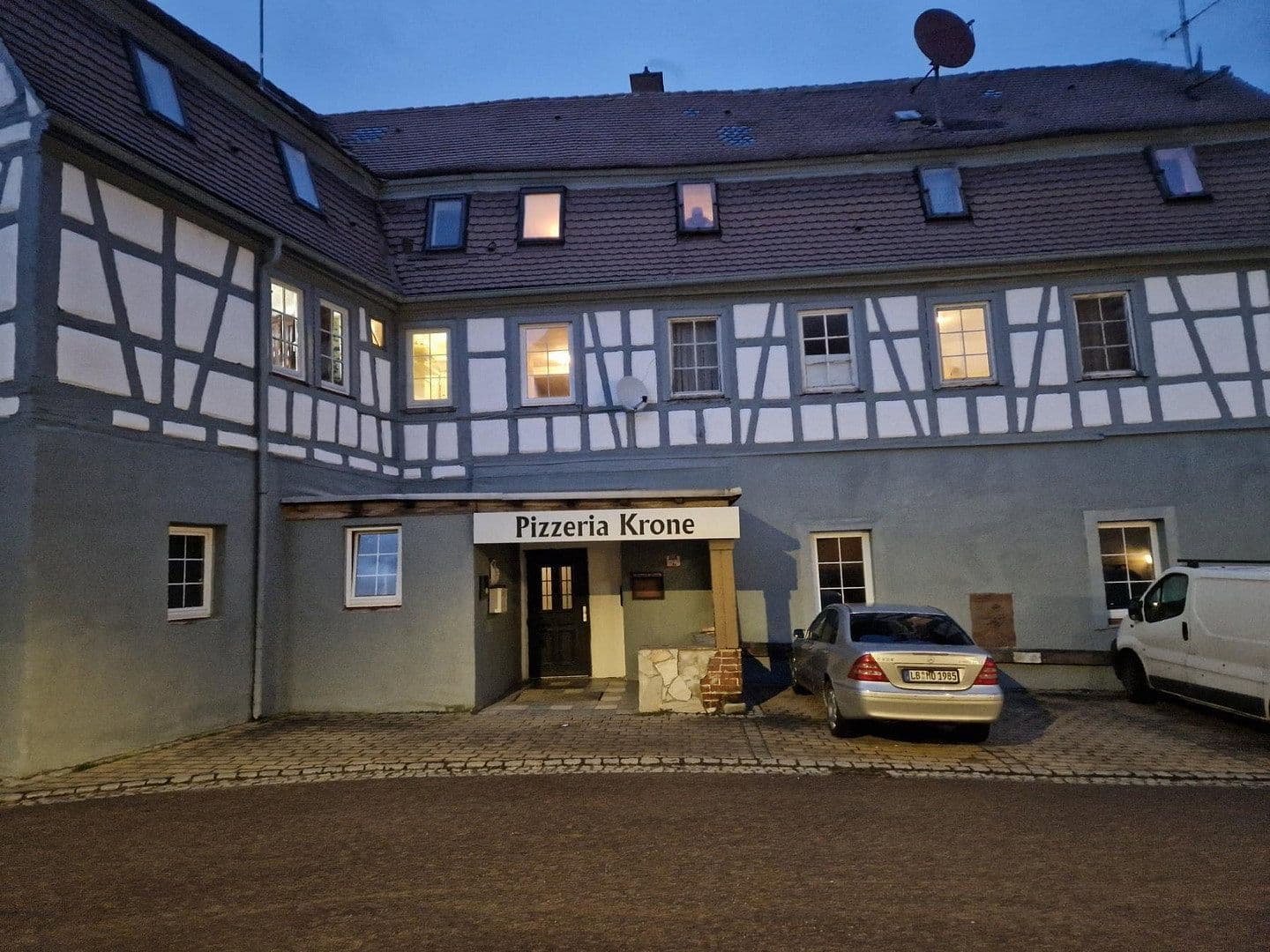 Pronájem bytu 3+1 75 m², Heinrich-Maulick-Straße 53, Mundelsheim, Bádensko-Württembersko Pronájem bytu 3+1 75 m², Heinrich-Maulick-Straße 53, Mundelsheim, Bádensko-Württembersko