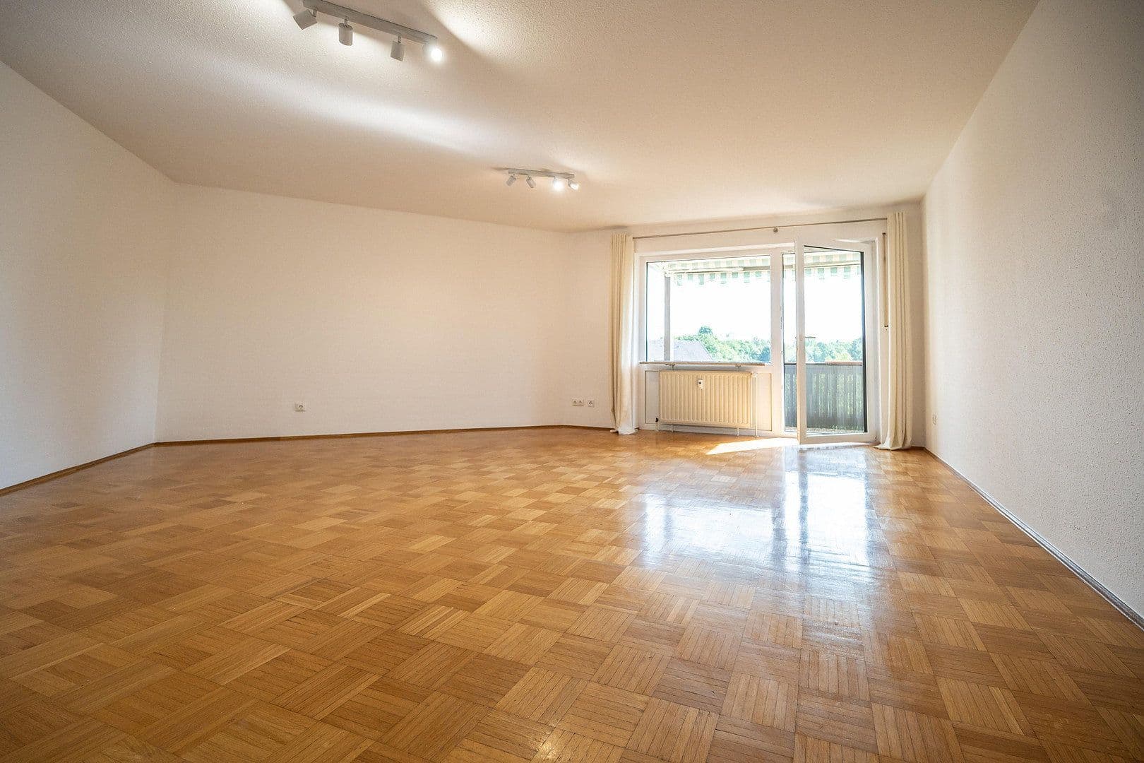 Prodej bytu 3+1 90 m², Emil Warburg Weg 28, Bayreuth, Bavorsko Prodej bytu 3+1 90 m², Emil Warburg Weg 28, Bayreuth, Bavorsko