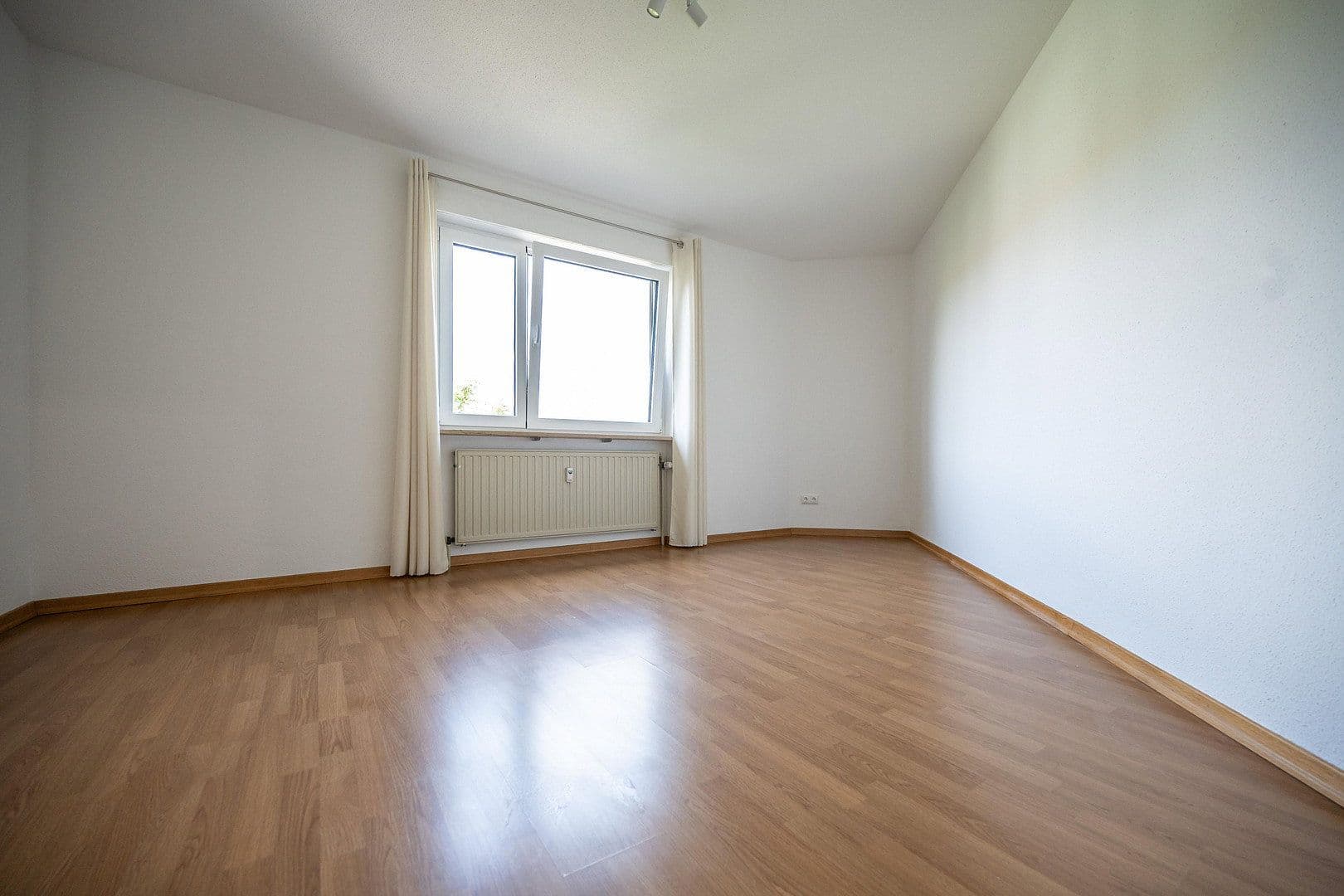 Prodej bytu 3+1 90 m², Emil Warburg Weg 28, Bayreuth, Bavorsko Prodej bytu 3+1 90 m², Emil Warburg Weg 28, Bayreuth, Bavorsko