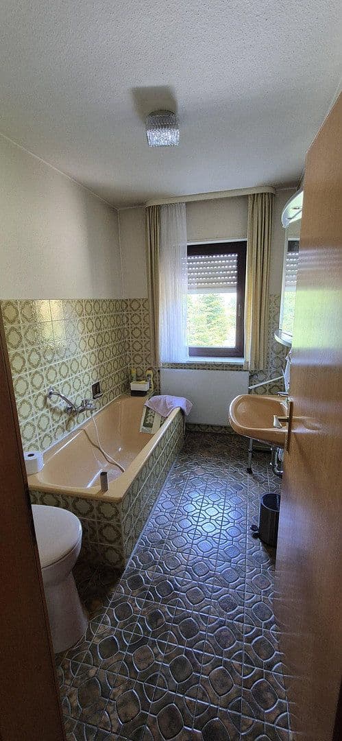 Prodej domu 142 m², pozemek 548 m², Eppingen, Bádensko-Württembersko Prodej domu 142 m², pozemek 548 m², Eppingen, Bádensko-Württembersko