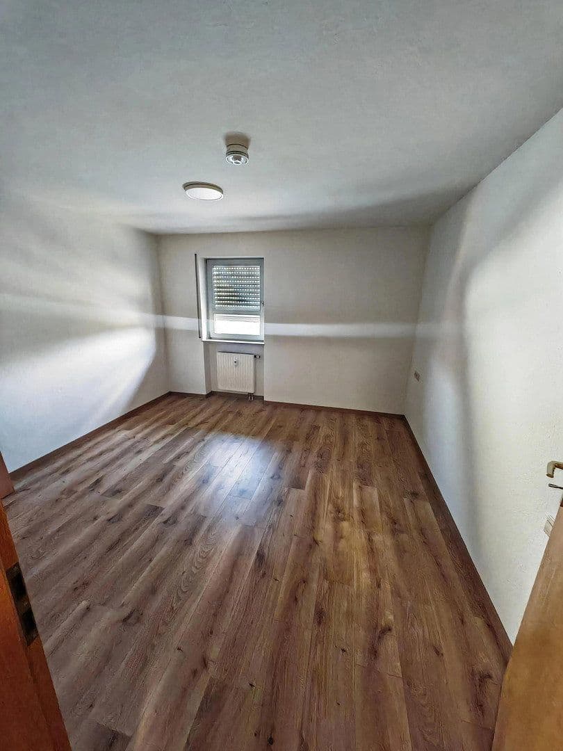 Pronájem bytu 2+1 52 m², Heilbronn, Bádensko-Württembersko Pronájem bytu 2+1 52 m², Heilbronn, Bádensko-Württembersko