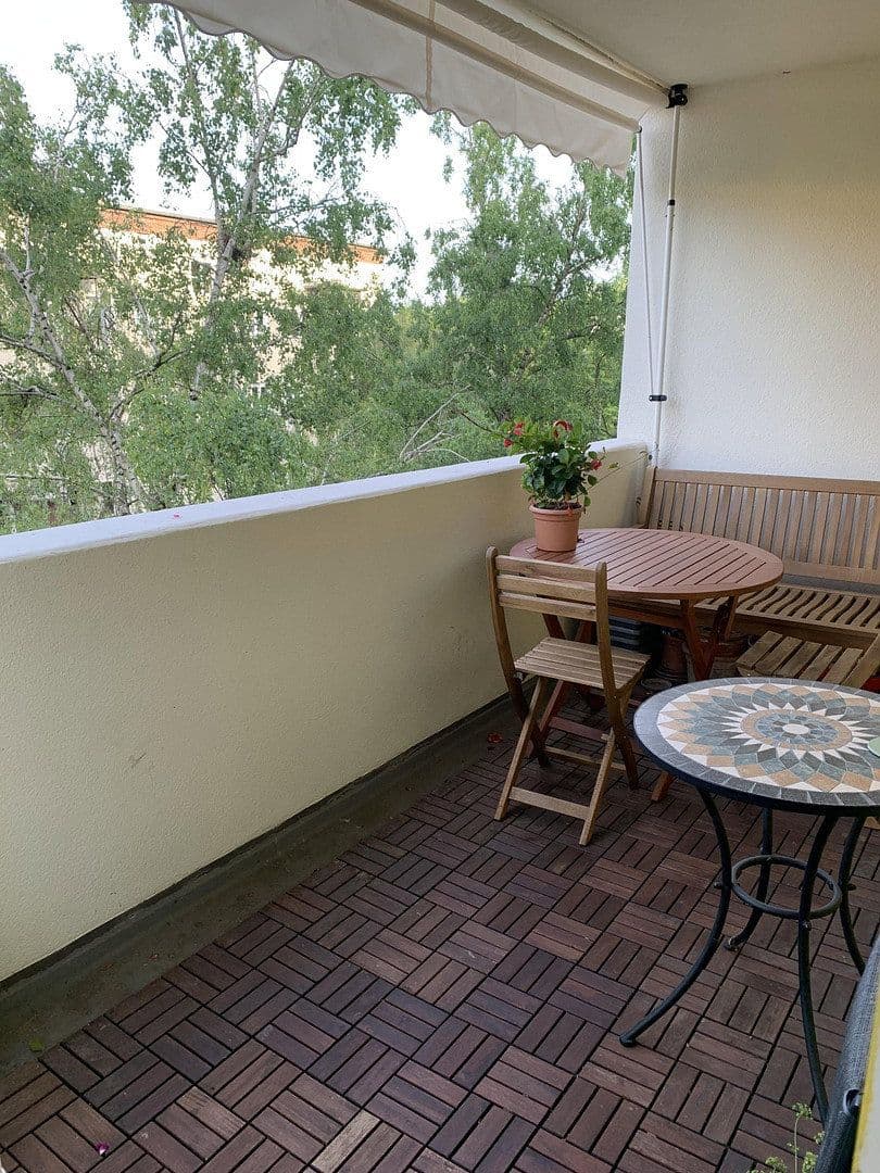 Prodej bytu 2+1 60 m², Berlin, Berlín Prodej bytu 2+1 60 m², Berlin, Berlín