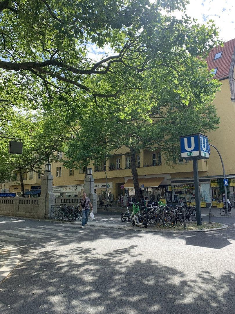 Prodej bytu 2+1 60 m², Berlin, Berlín Prodej bytu 2+1 60 m², Berlin, Berlín