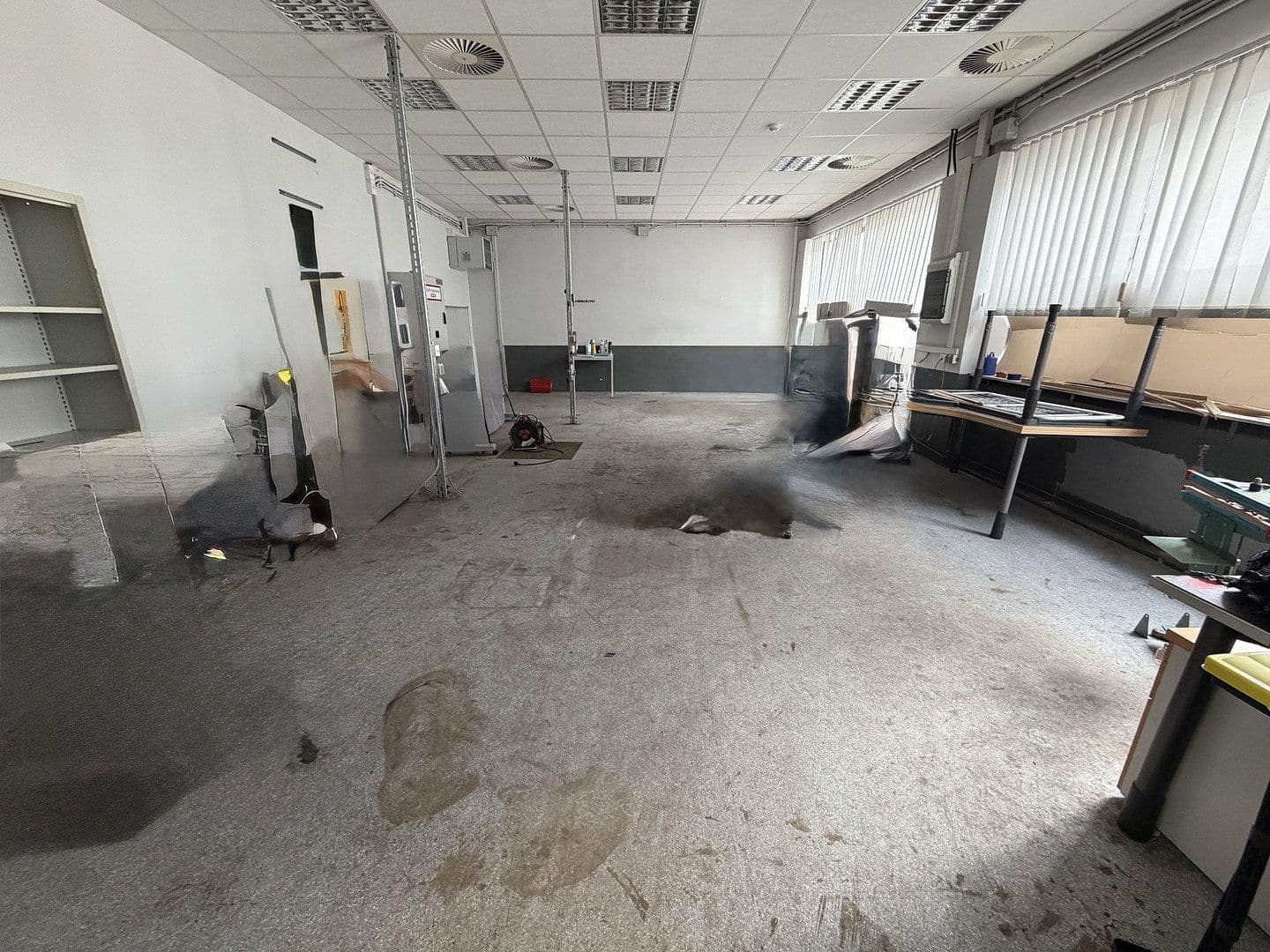 Pronájem nebytového prostoru 540 m², Posener Straße 35A, Lübeck, Šlesvicko-Holštýnsko Pronájem nebytového prostoru 540 m², Posener Straße 35A, Lübeck, Šlesvicko-Holštýnsko