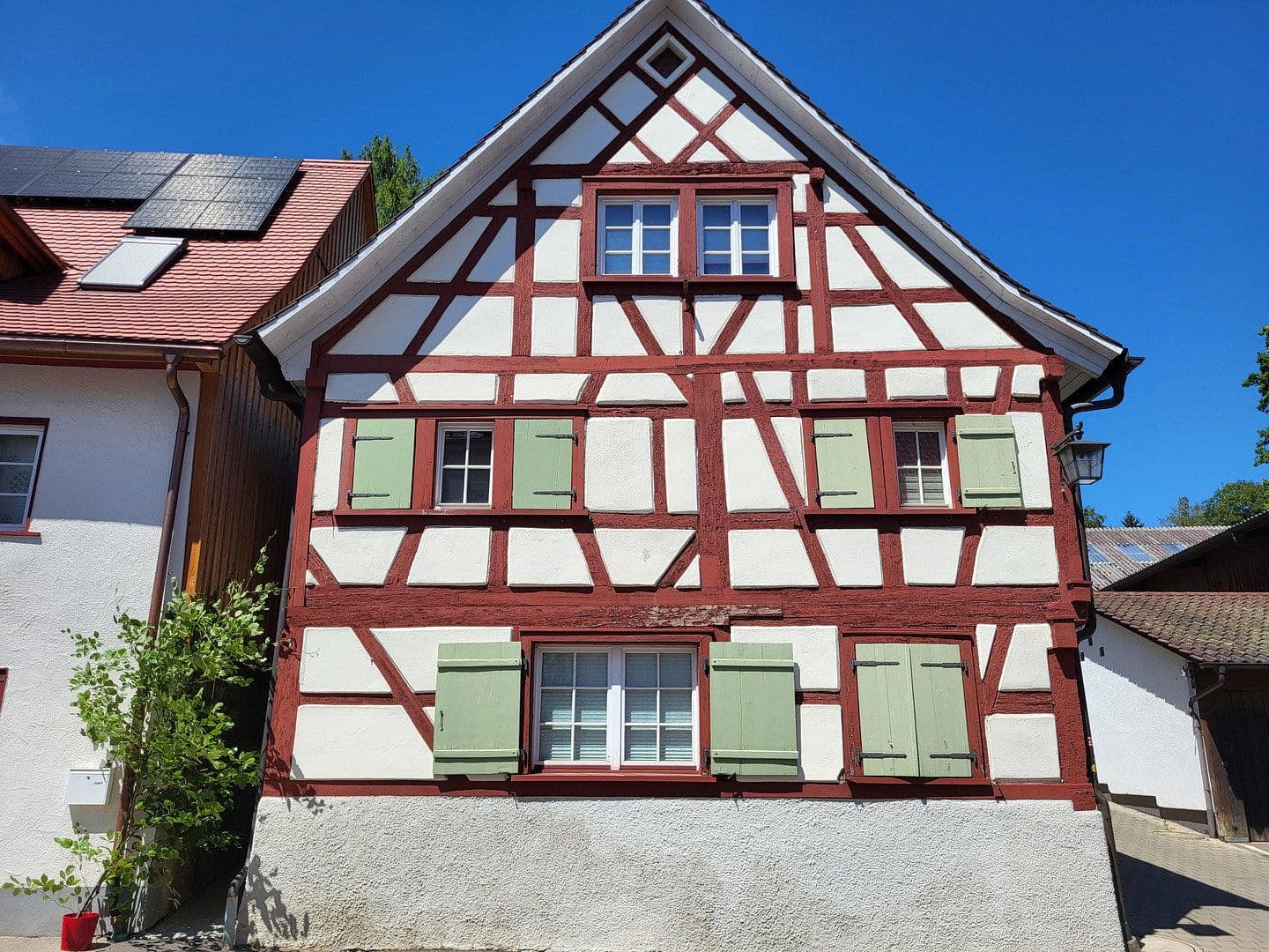 Pronájem bytu 2+1 30 m², Überlingen, Bádensko-Württembersko Pronájem bytu 2+1 30 m², Überlingen, Bádensko-Württembersko