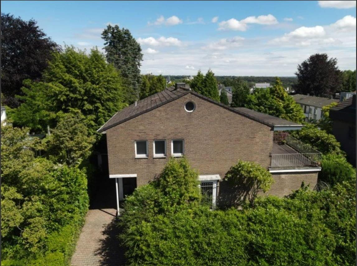 Prodej domu 203 m², pozemek 601 m², Erkrath, Severní Porýní-Vestfálsko Prodej domu 203 m², pozemek 601 m², Erkrath, Severní Porýní-Vestfálsko