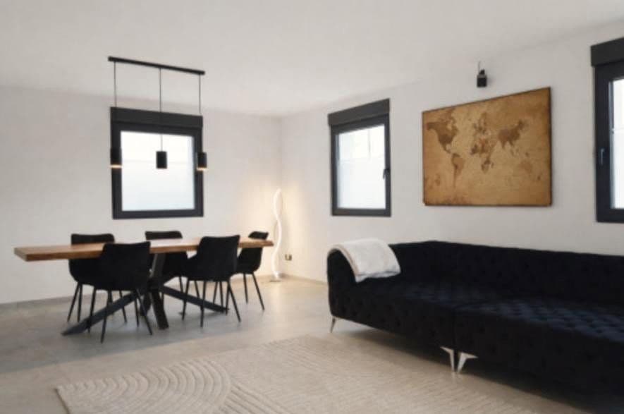 Prodej domu 1.290 m², pozemek 1.290 m², Ludwigshafen, Porýní-Falc Prodej domu 1.290 m², pozemek 1.290 m², Ludwigshafen, Porýní-Falc