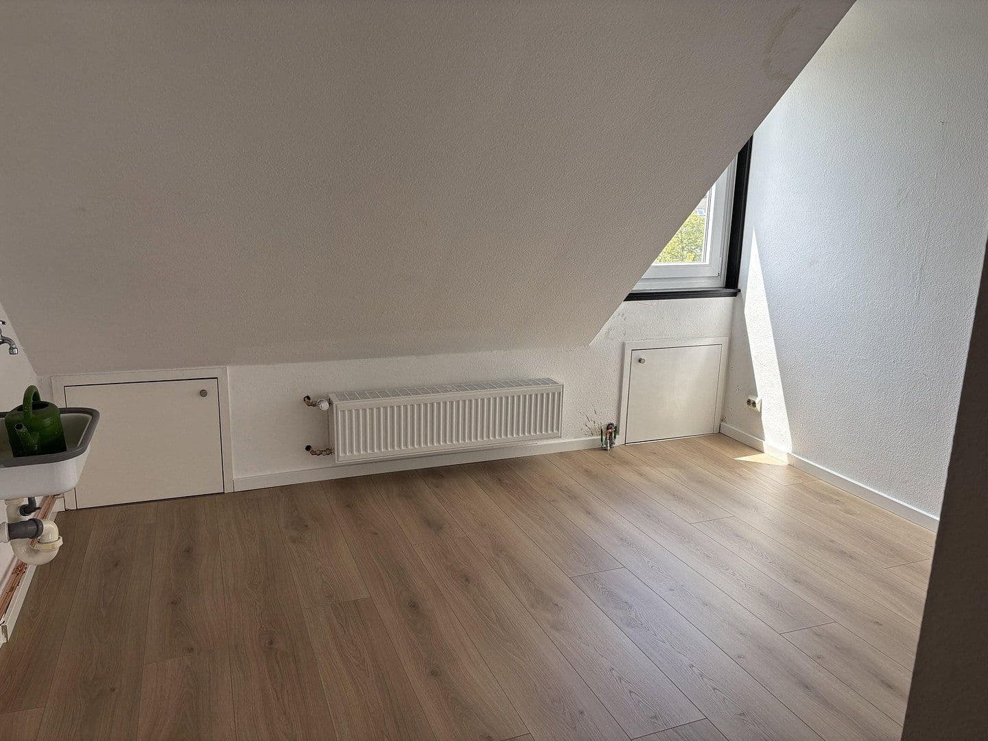 Pronájem bytu 5+1 160 m², Wartburgstraße 61, Bremen, Bremen Pronájem bytu 5+1 160 m², Wartburgstraße 61, Bremen, Bremen