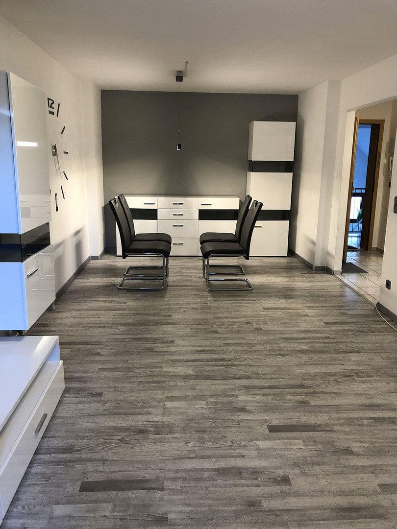 Pronájem bytu 2+kk 55 m², Remstalstraße 53, Remseck am Neckar, Bádensko-Württembersko Pronájem bytu 2+kk 55 m², Remstalstraße 53, Remseck am Neckar, Bádensko-Württembersko