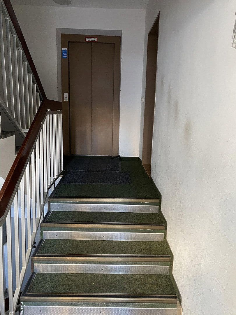Pronájem bytu 3+1 80 m², München, Bavorsko Pronájem bytu 3+1 80 m², München, Bavorsko