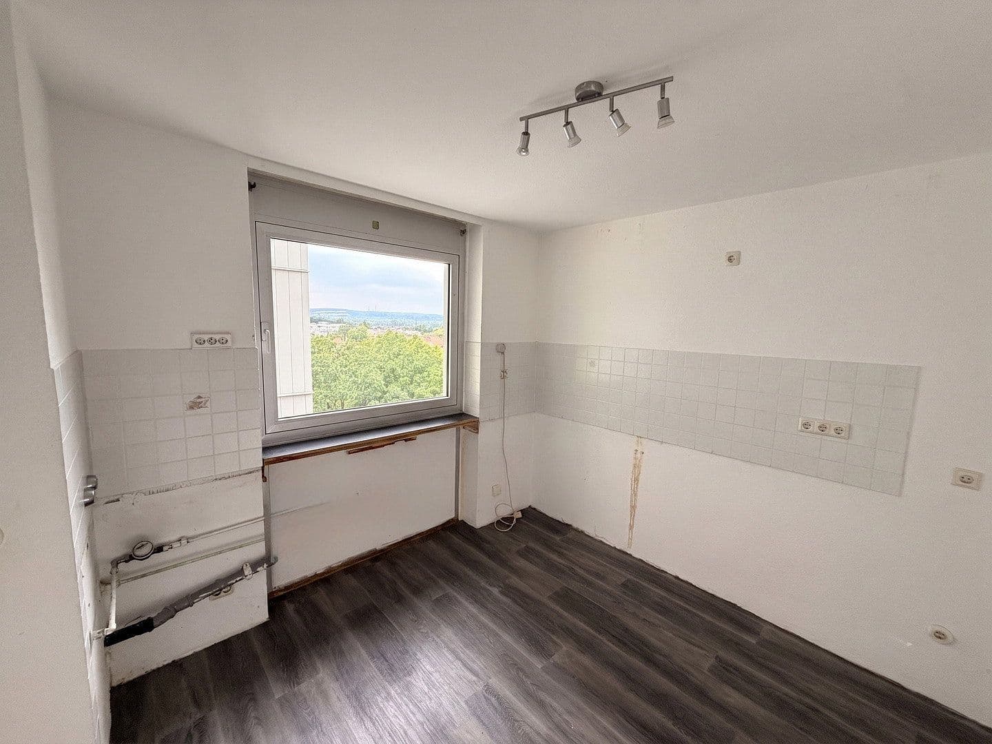 Prodej bytu 3+1 75 m², Breslauerstraße 16, Neu-Ulm, Bavorsko Prodej bytu 3+1 75 m², Breslauerstraße 16, Neu-Ulm, Bavorsko