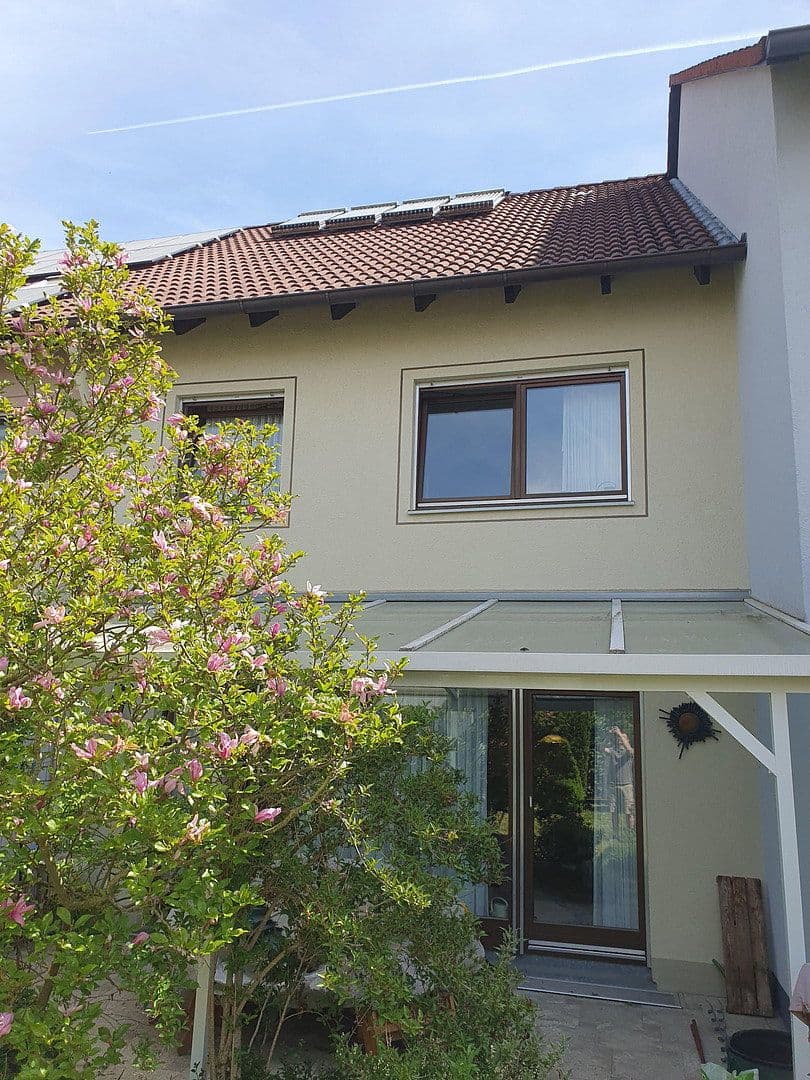 Prodej domu 107 m², pozemek 225 m², Kornburg, Bavorsko Prodej domu 107 m², pozemek 225 m², Kornburg, Bavorsko