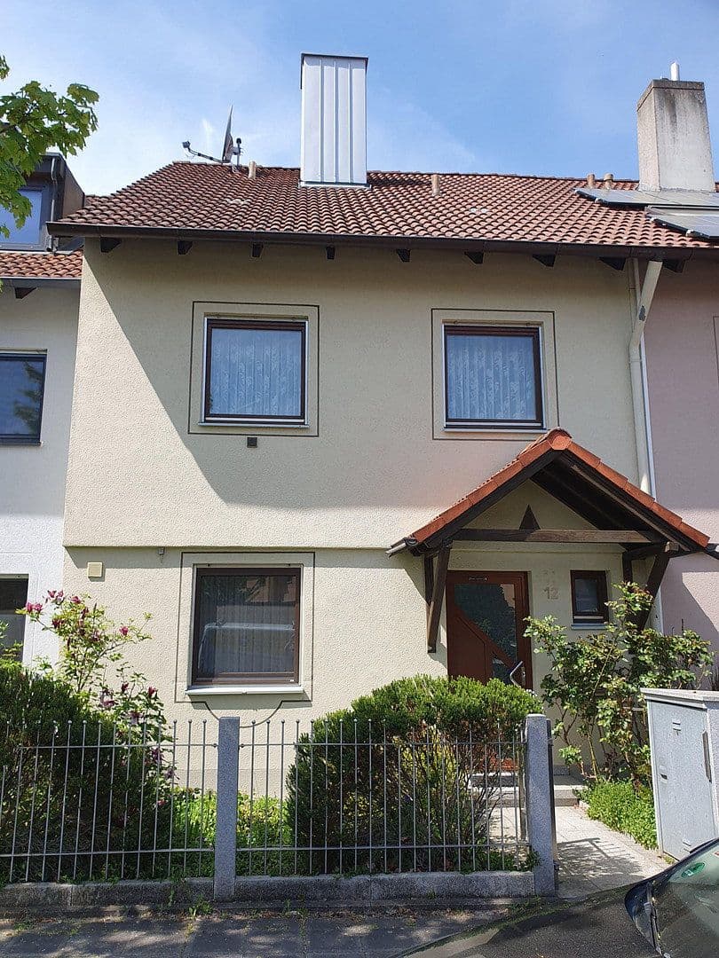Prodej domu 107 m², pozemek 225 m², Kornburg, Bavorsko Prodej domu 107 m², pozemek 225 m², Kornburg, Bavorsko