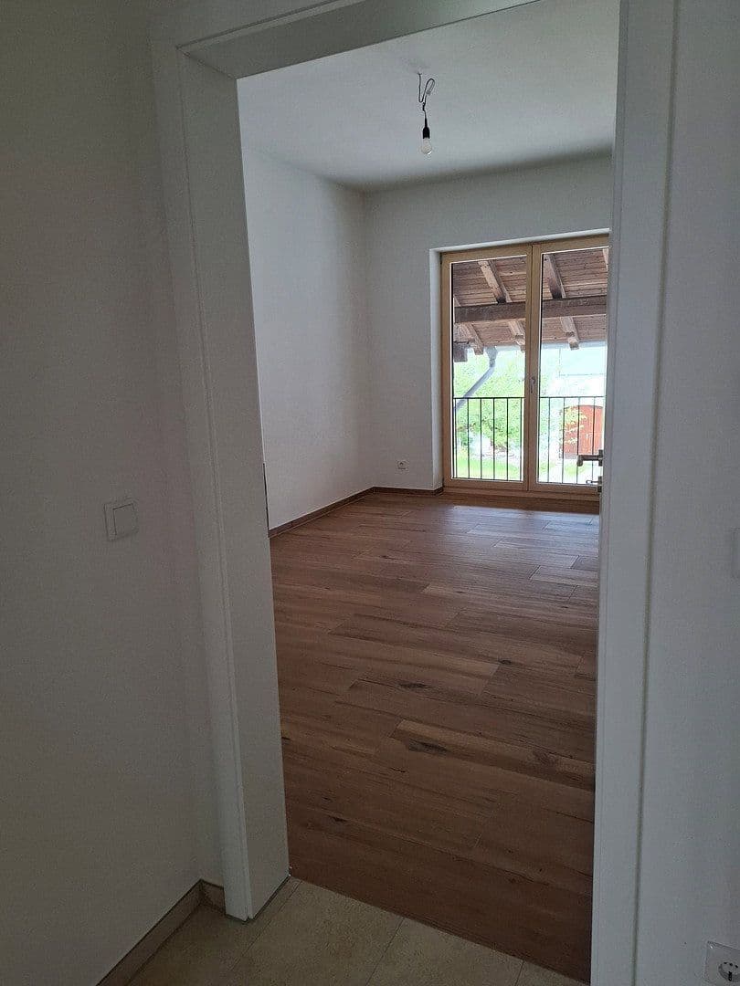Pronájem bytu 3+1 95 m², Nettelkofen 24 e, Grafing bei München, Bavorsko Pronájem bytu 3+1 95 m², Nettelkofen 24 e, Grafing bei München, Bavorsko