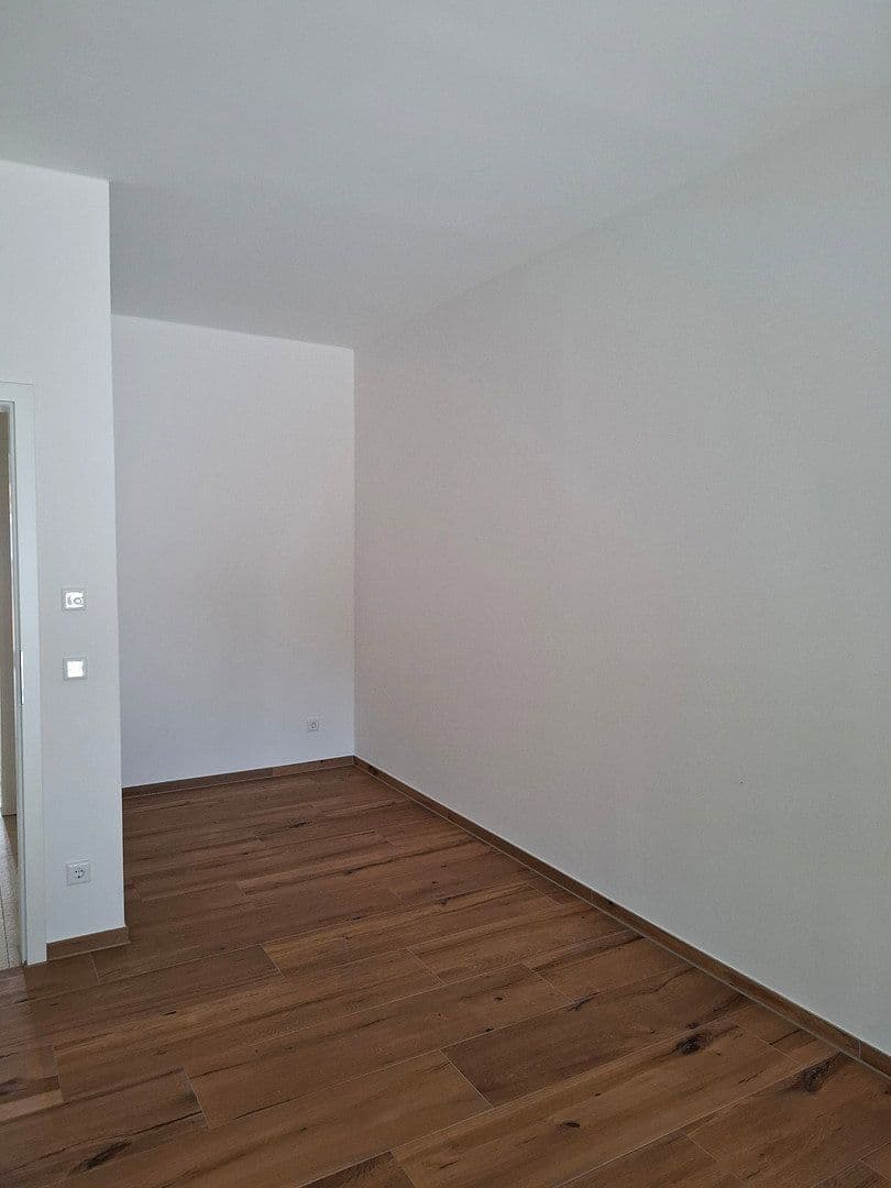 Pronájem bytu 3+1 95 m², Nettelkofen 24 e, Grafing bei München, Bavorsko Pronájem bytu 3+1 95 m², Nettelkofen 24 e, Grafing bei München, Bavorsko