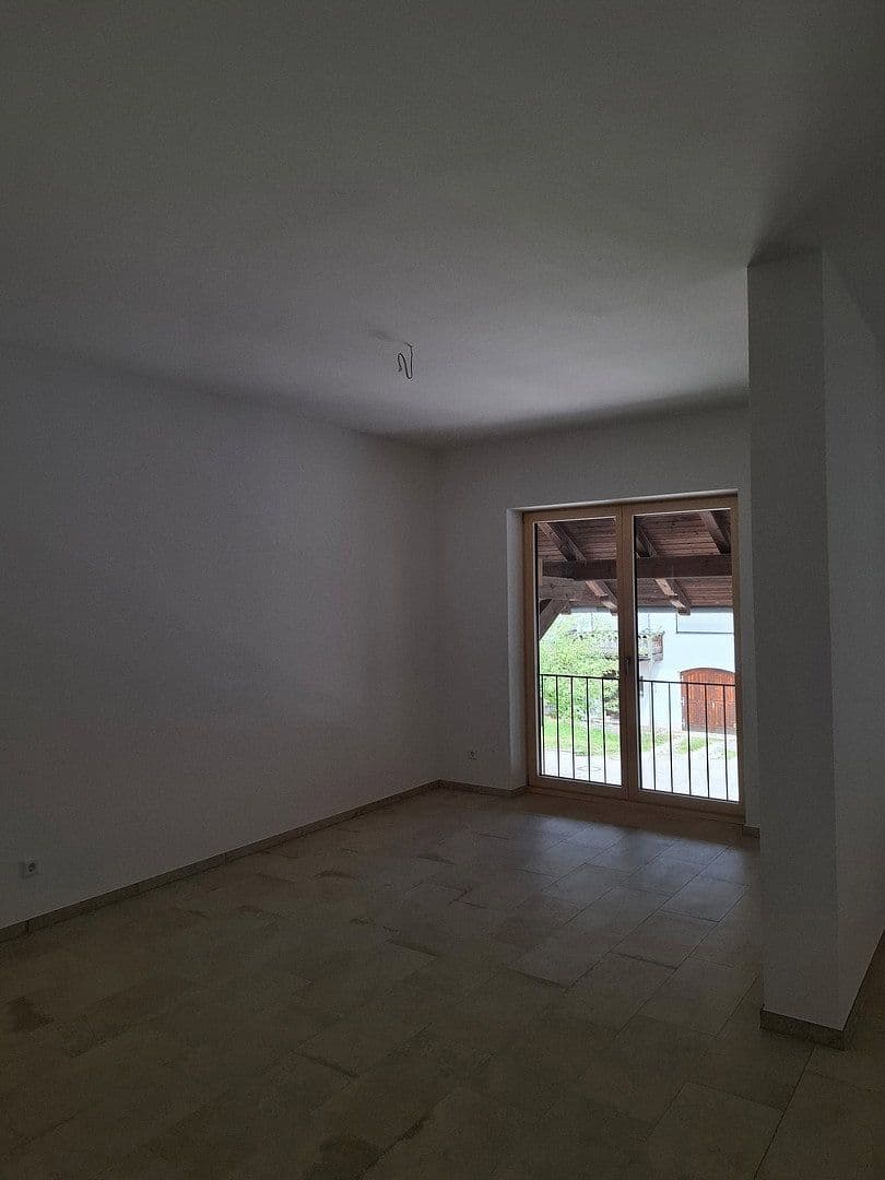 Pronájem bytu 3+1 95 m², Nettelkofen 24 e, Grafing bei München, Bavorsko Pronájem bytu 3+1 95 m², Nettelkofen 24 e, Grafing bei München, Bavorsko