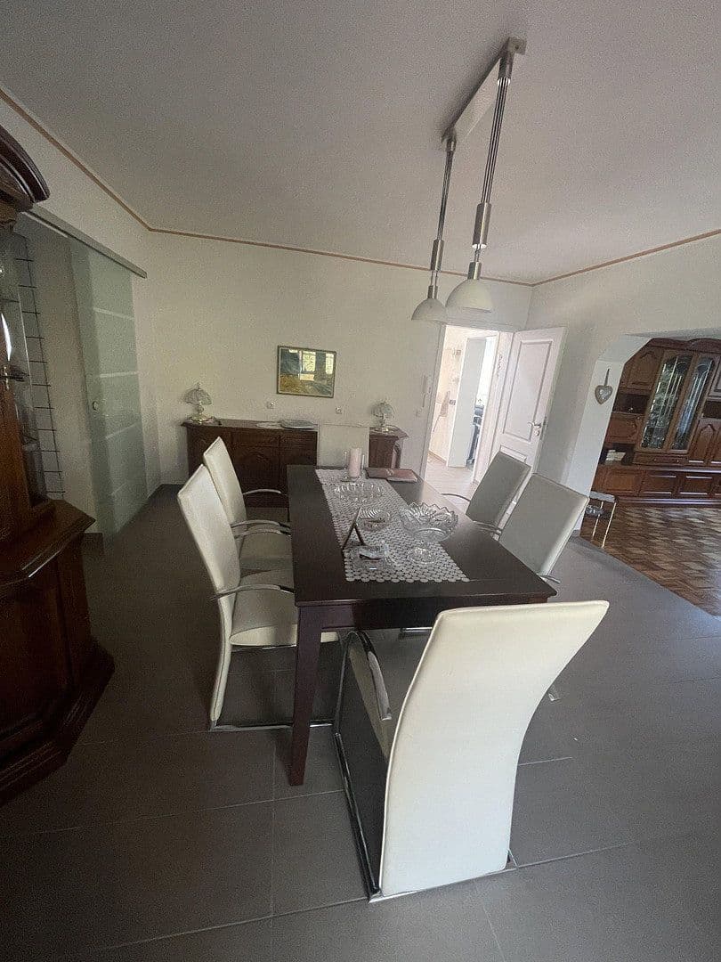 Prodej domu 225 m², pozemek 604 m², Trierweiler, Porýní-Falc Prodej domu 225 m², pozemek 604 m², Trierweiler, Porýní-Falc