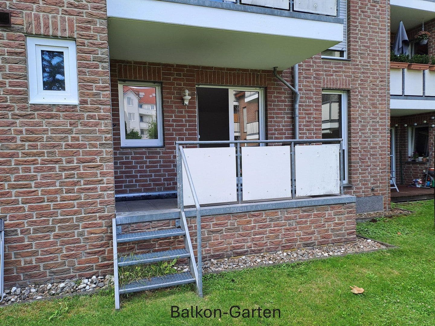 Prodej bytu 3+1 75 m², Ernt-Rein-Straße 94d, Bielefeld, Severní Porýní-Vestfálsko Prodej bytu 3+1 75 m², Ernt-Rein-Straße 94d, Bielefeld, Severní Porýní-Vestfálsko