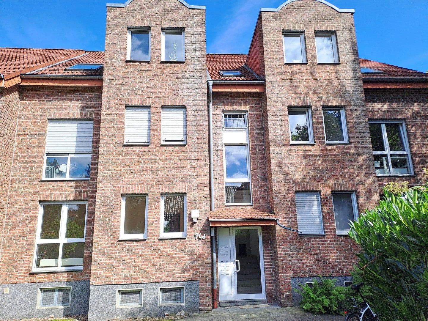 Prodej bytu 3+1 75 m², Ernt-Rein-Straße 94d, Bielefeld, Severní Porýní-Vestfálsko Prodej bytu 3+1 75 m², Ernt-Rein-Straße 94d, Bielefeld, Severní Porýní-Vestfálsko
