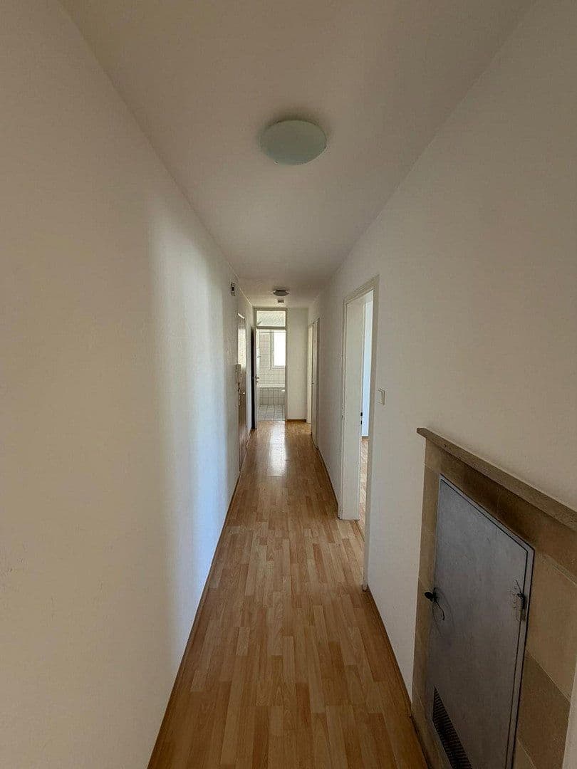 Pronájem bytu 2+kk 62 m², Kornbergstr 50, Stuttgart, Bádensko-Württembersko Pronájem bytu 2+kk 62 m², Kornbergstr 50, Stuttgart, Bádensko-Württembersko