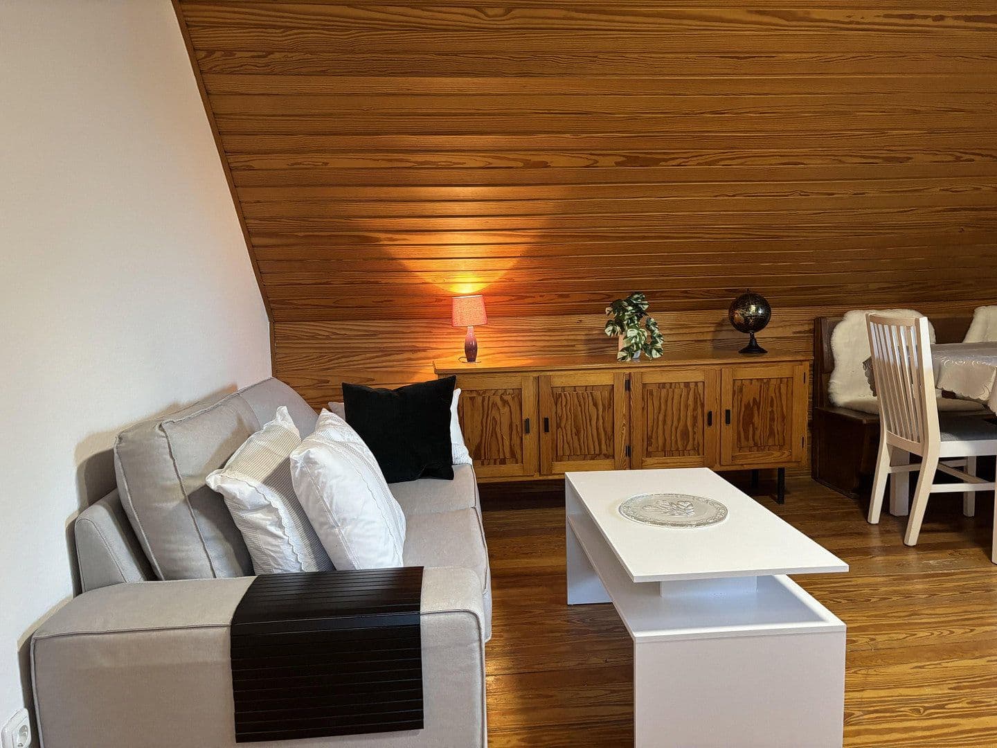 Pronájem bytu 1+1 24 m², Mühlenbroicher Weg 143, Düsseldorf, Severní Porýní-Vestfálsko Pronájem bytu 1+1 24 m², Mühlenbroicher Weg 143, Düsseldorf, Severní Porýní-Vestfálsko
