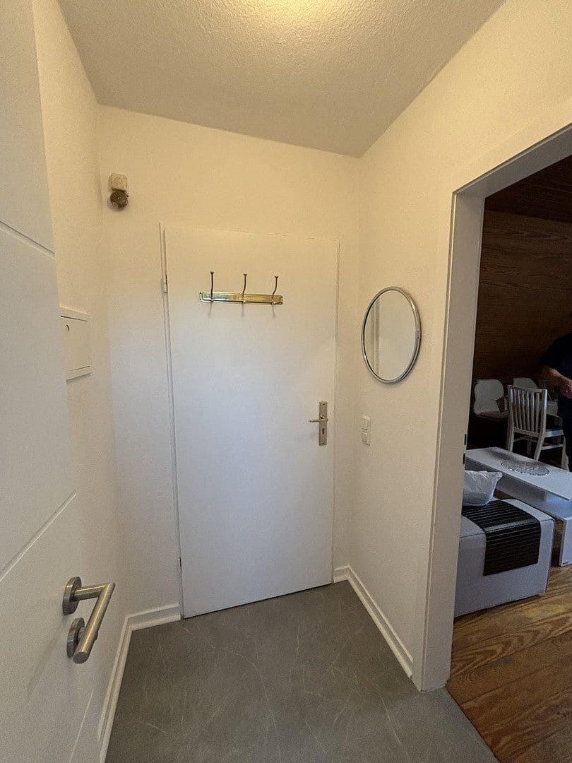 Pronájem bytu 1+1 24 m², Mühlenbroicher Weg 143, Düsseldorf, Severní Porýní-Vestfálsko Pronájem bytu 1+1 24 m², Mühlenbroicher Weg 143, Düsseldorf, Severní Porýní-Vestfálsko