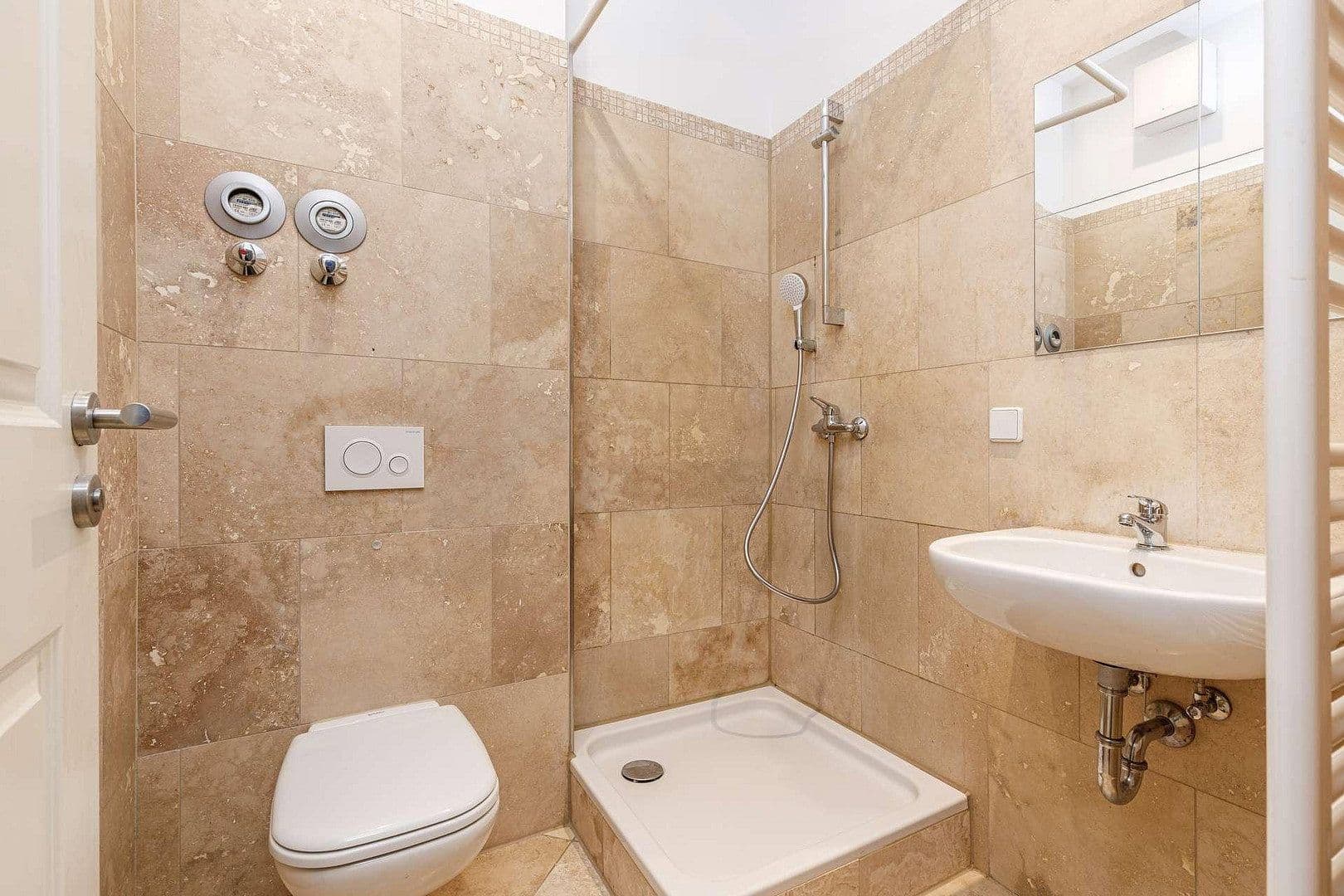 Pronájem bytu 2+kk 50 m², Ackerstraße 155, Berlin, Berlín Pronájem bytu 2+kk 50 m², Ackerstraße 155, Berlin, Berlín