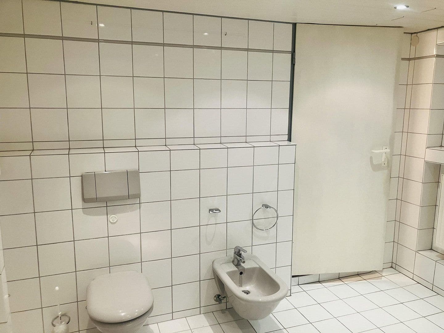 Prodej domu 164 m², pozemek 146 m², Utehof 19, Köln, Severní Porýní-Vestfálsko Prodej domu 164 m², pozemek 146 m², Utehof 19, Köln, Severní Porýní-Vestfálsko