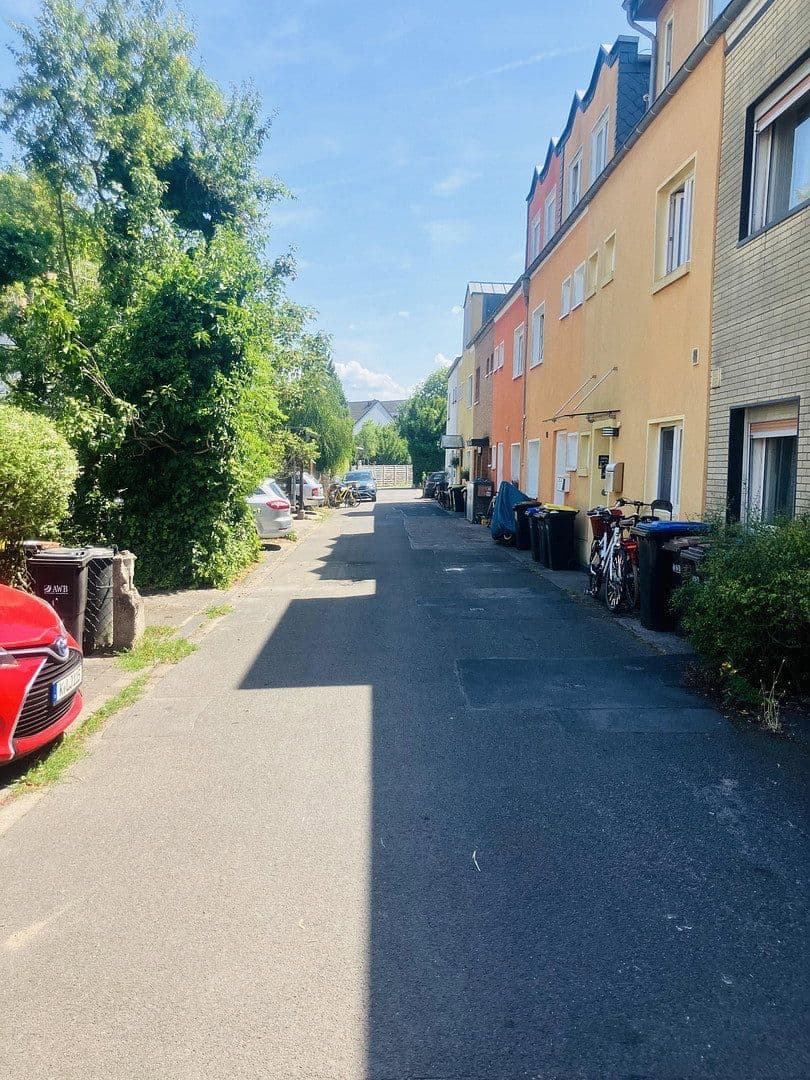 Prodej domu 164 m², pozemek 146 m², Utehof 19, Köln, Severní Porýní-Vestfálsko Prodej domu 164 m², pozemek 146 m², Utehof 19, Köln, Severní Porýní-Vestfálsko