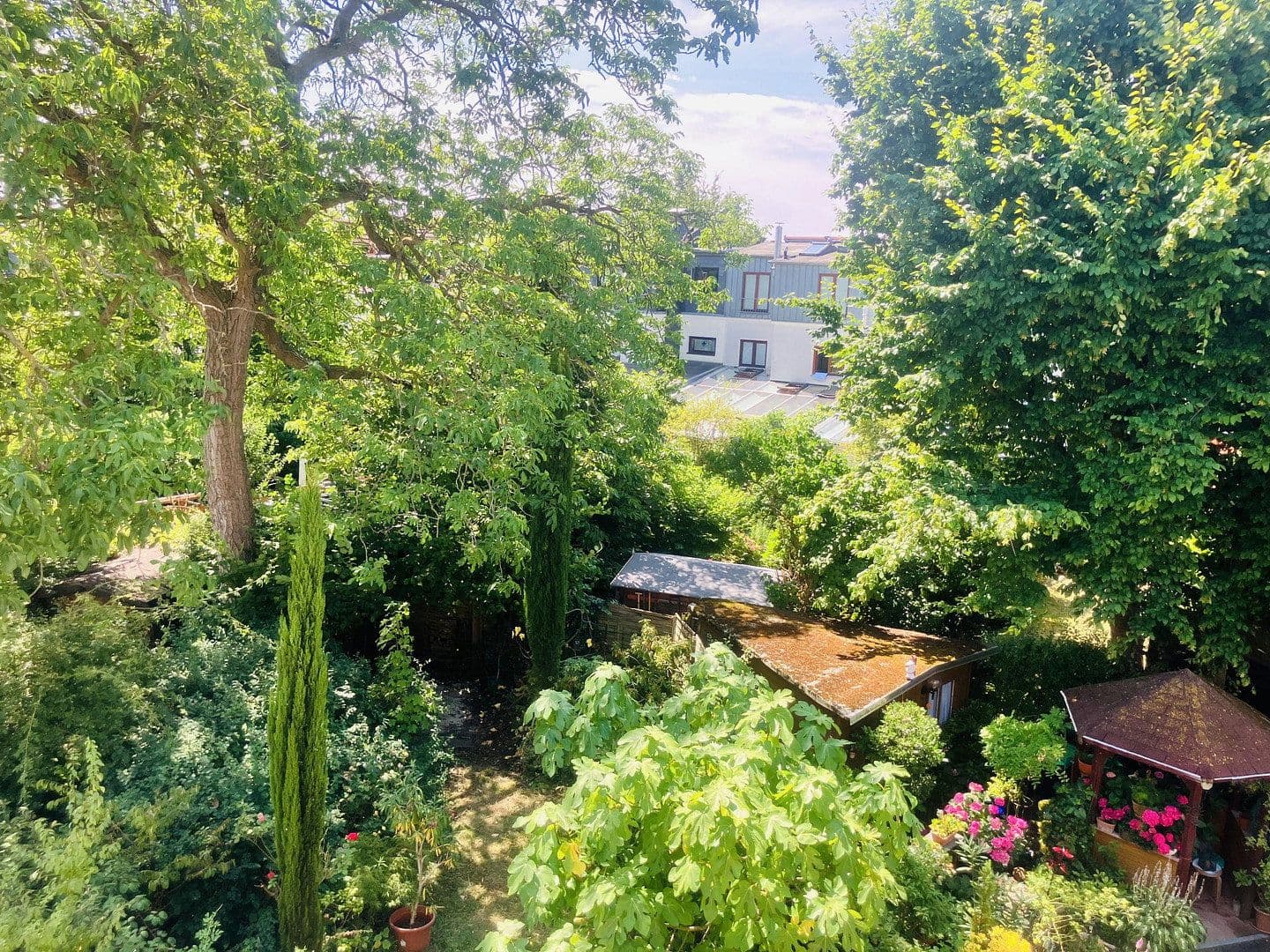 Prodej domu 164 m², pozemek 146 m², Utehof 19, Köln, Severní Porýní-Vestfálsko Prodej domu 164 m², pozemek 146 m², Utehof 19, Köln, Severní Porýní-Vestfálsko