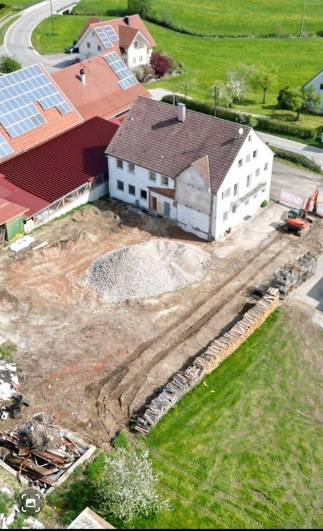 Prodej domu 375 m², pozemek 1.611 m², Aichen, Bavorsko Prodej domu 375 m², pozemek 1.611 m², Aichen, Bavorsko