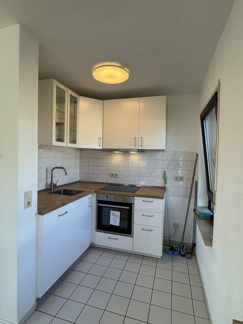 Pronájem bytu 2+kk 53 m², Brunnenstraße 31, Böblingen, Bádensko-Württembersko Pronájem bytu 2+kk 53 m², Brunnenstraße 31, Böblingen, Bádensko-Württembersko