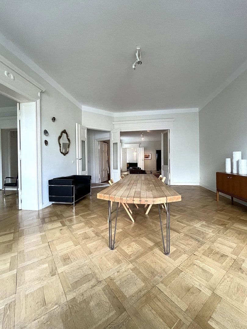 Prodej bytu 5+1 189 m², Großbeerenstr. 24, Berlin, Berlín Prodej bytu 5+1 189 m², Großbeerenstr. 24, Berlin, Berlín