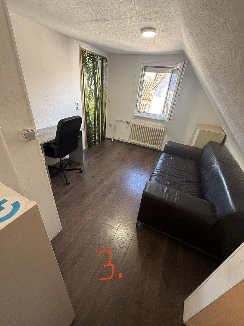 Pronájem bytu 19 m², Villingen-Schwenningen, Bádensko-Württembersko Pronájem bytu 19 m², Villingen-Schwenningen, Bádensko-Württembersko