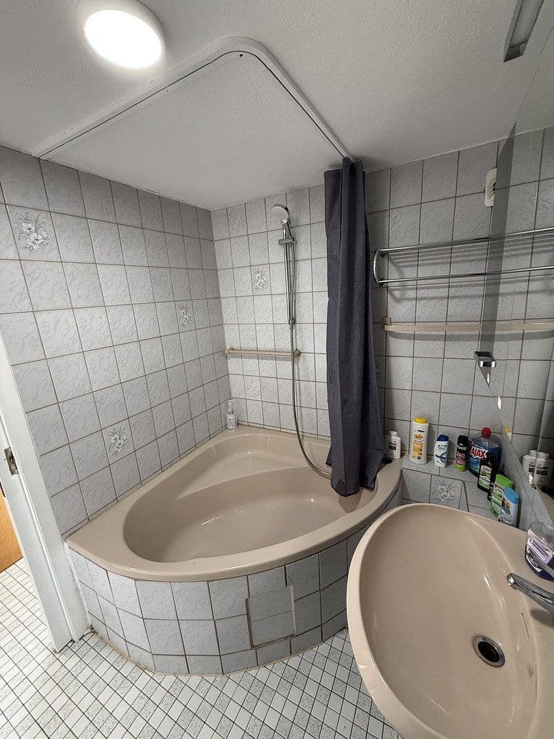 Pronájem bytu 19 m², Villingen-Schwenningen, Bádensko-Württembersko Pronájem bytu 19 m², Villingen-Schwenningen, Bádensko-Württembersko