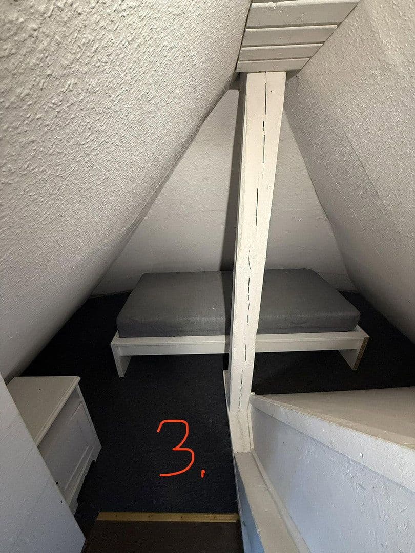 Pronájem bytu 19 m², Villingen-Schwenningen, Bádensko-Württembersko Pronájem bytu 19 m², Villingen-Schwenningen, Bádensko-Württembersko