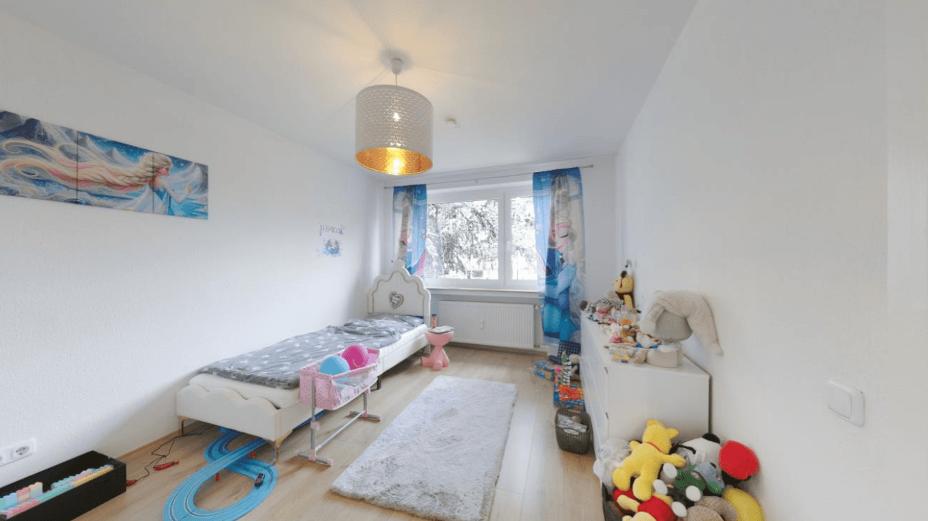 Pronájem bytu 2+1 72 m², Sebastiansweg 12, Düsseldorf, Severní Porýní-Vestfálsko Pronájem bytu 2+1 72 m², Sebastiansweg 12, Düsseldorf, Severní Porýní-Vestfálsko