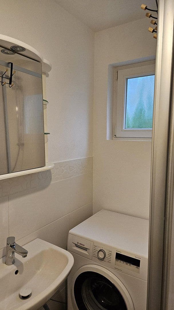 Pronájem bytu 3+1 60 m², Eutighofer Straße 22, Schwäbisch Gmünd, Bádensko-Württembersko Pronájem bytu 3+1 60 m², Eutighofer Straße 22, Schwäbisch Gmünd, Bádensko-Württembersko