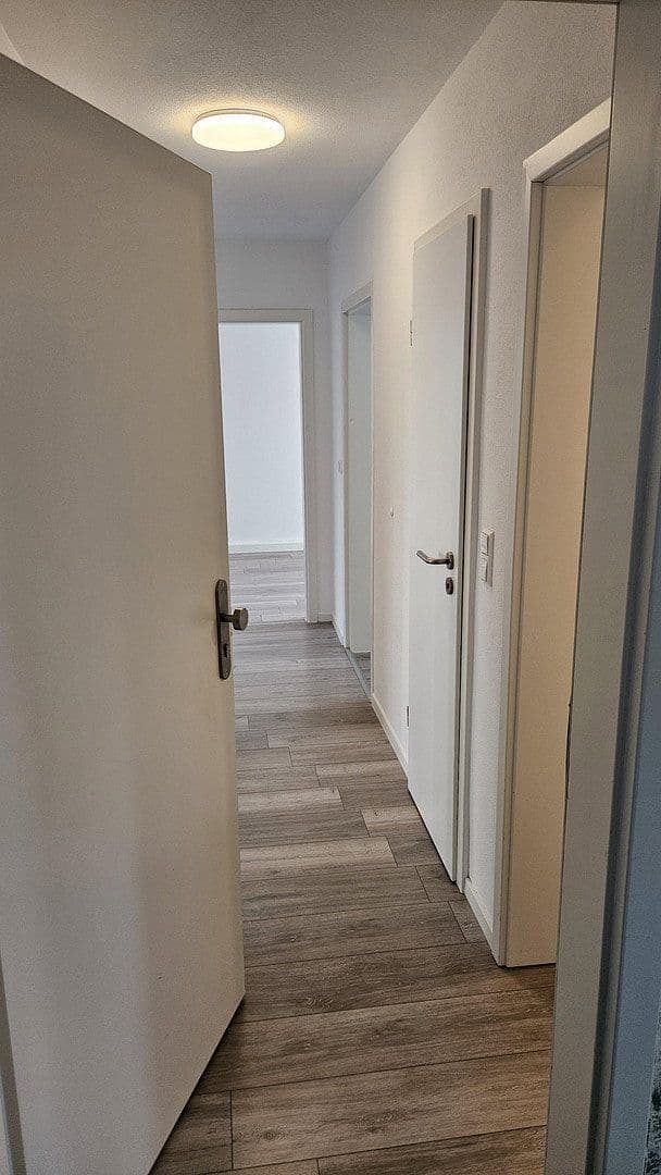 Pronájem bytu 3+1 60 m², Eutighofer Straße 22, Schwäbisch Gmünd, Bádensko-Württembersko Pronájem bytu 3+1 60 m², Eutighofer Straße 22, Schwäbisch Gmünd, Bádensko-Württembersko