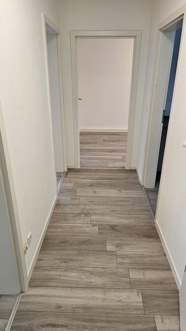 Pronájem bytu 3+1 60 m², Eutighofer Straße 22, Schwäbisch Gmünd, Bádensko-Württembersko Pronájem bytu 3+1 60 m², Eutighofer Straße 22, Schwäbisch Gmünd, Bádensko-Württembersko