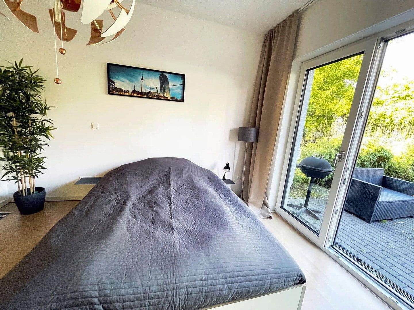 Pronájem bytu 1+1 47 m², Berlin, Berlín Pronájem bytu 1+1 47 m², Berlin, Berlín