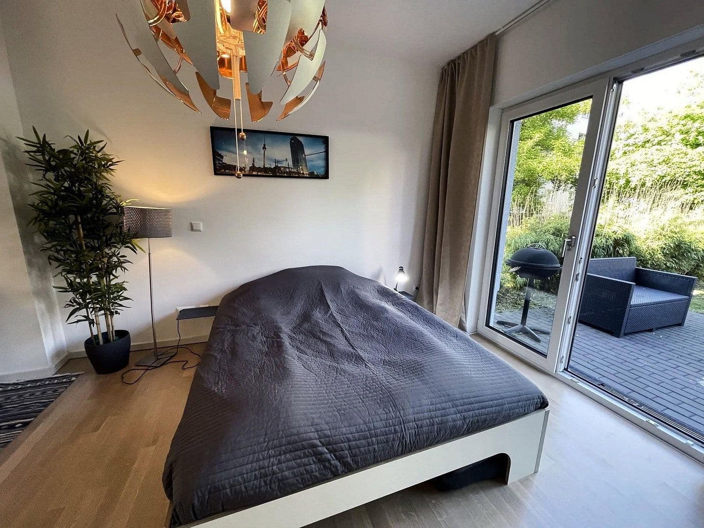 Pronájem bytu 1+1 47 m², Berlin, Berlín Pronájem bytu 1+1 47 m², Berlin, Berlín